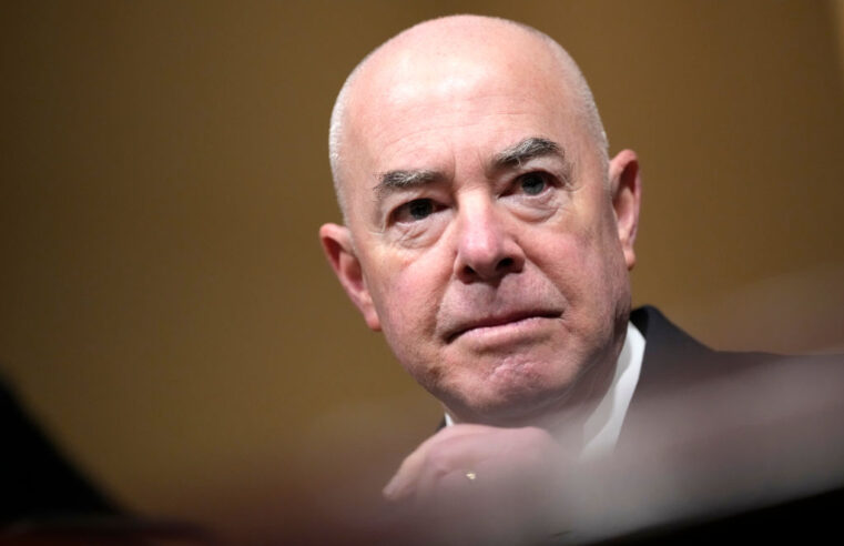 House GOP Votes Toward Mayorkas Impeachment as Border Becomes 2024 Campaign Issue