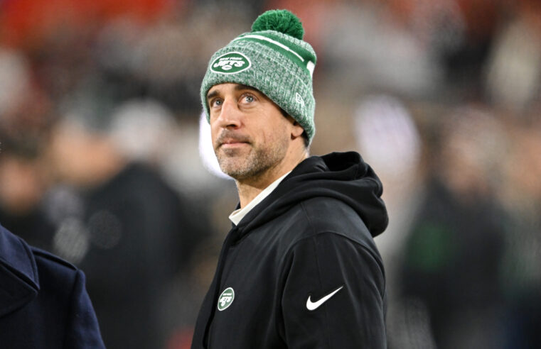 Aaron Rodgers Needs to Stop Talking