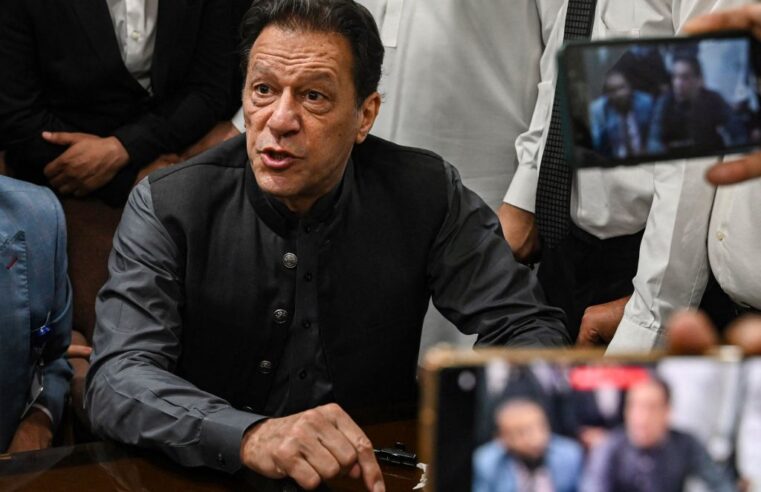 Pakistan’s Imran Khan and His Wife Sentenced to 14 Years in Prison on Corruption Charges