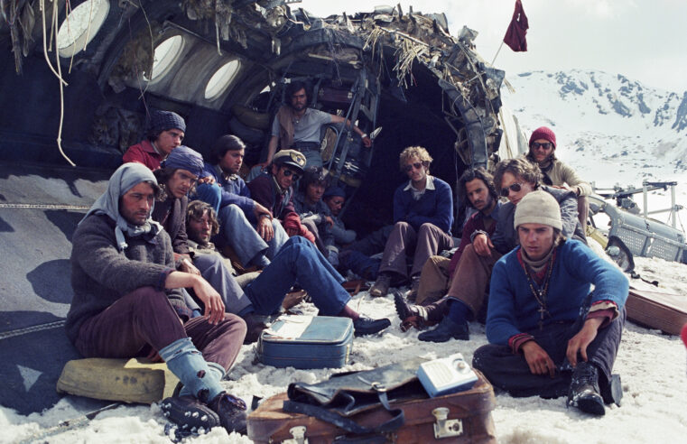 A Survivor Recalls the Harrowing 1972 Plane Crash Behind Society of the Snow