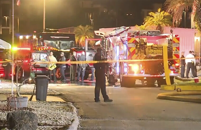 Fatalities Reported as Small Plane Crashes and Burns in Florida Mobile Home Park