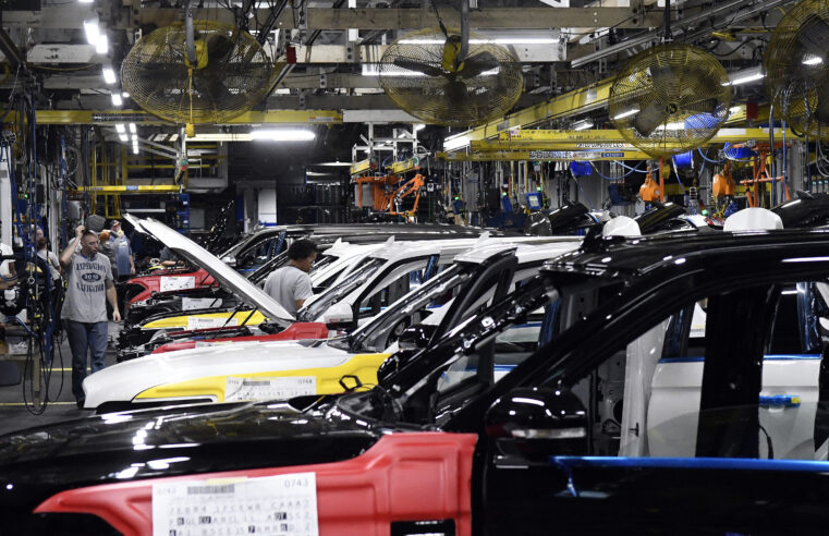 Autoworkers threaten to strike again at Ford’s huge Kentucky truck plant