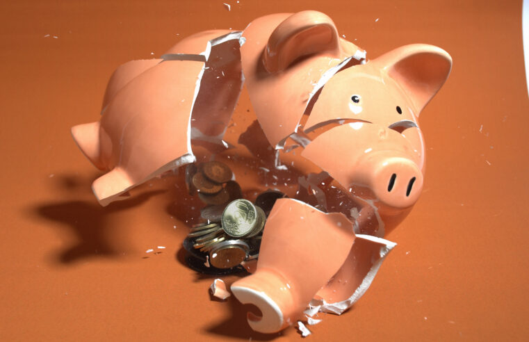 We Approach Budgeting Like Dieting. That’s Why It Doesn’t Work